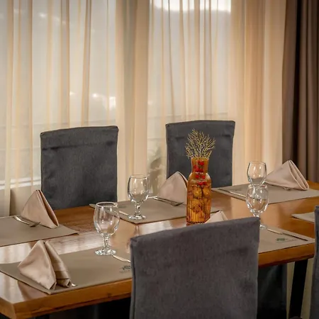 Snezhanka Otel 3*