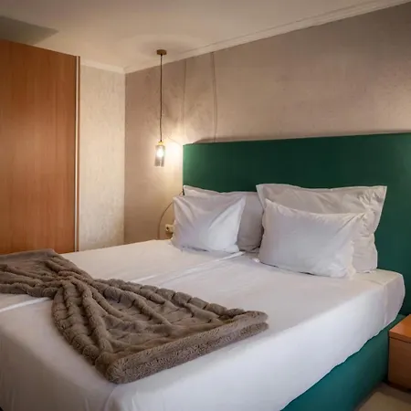 Otel Snezhanka 3*