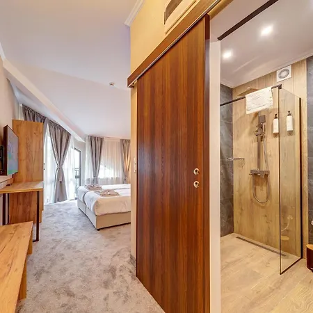 Snezhanka Hotel 3*