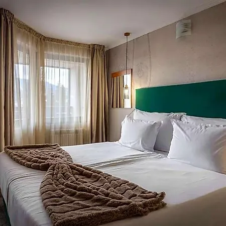 Snezhanka 3*
