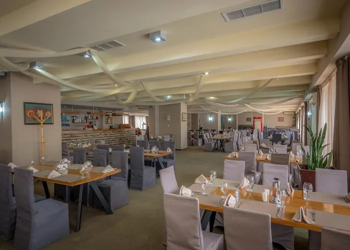 Хотел Snezhanka